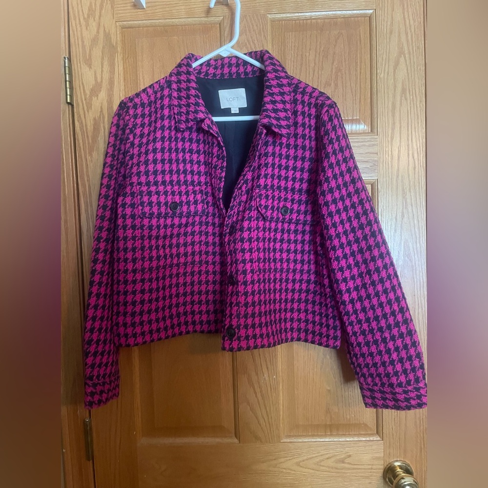 LOFT Vibrant Pink and Black Houndstooth Blazer